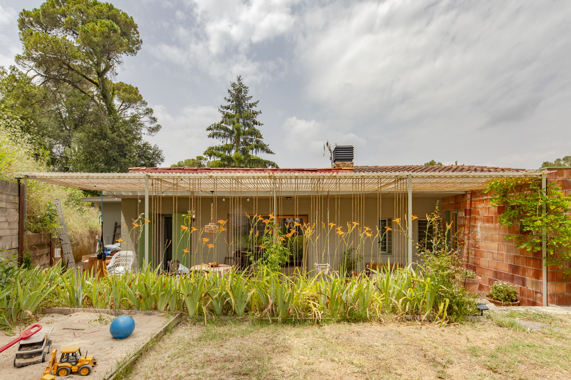 http://www.andresflajszer.com/files/gimgs/230_44-1s3a4776-andres-flajszer-obo-estudi-la-floresta.jpg