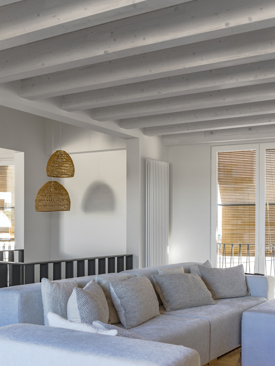 http://www.andresflajszer.com/files/gimgs/259_68-1s3a7269-70-71-andres-flajszer-sau-sant-feliu.jpg