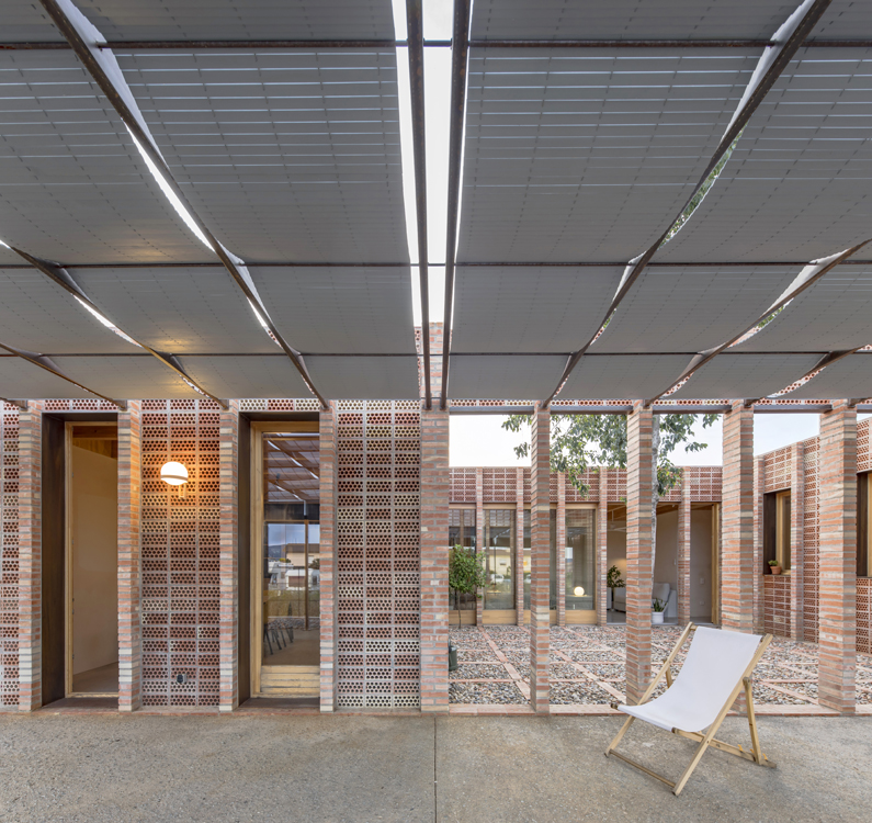 http://www.andresflajszer.com/files/gimgs/265_122-1s3a8610-11-andres-flajszer-obo-estudi-casa-montse-i-manel.jpg
