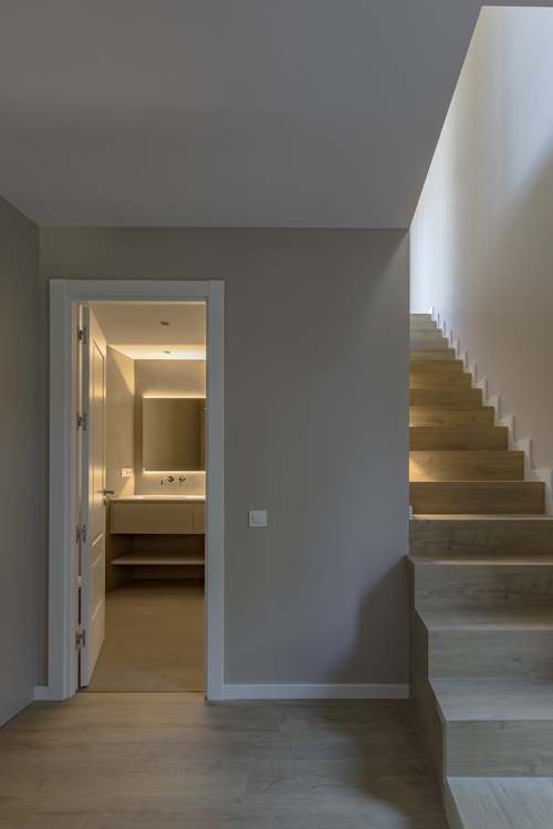 http://www.andresflajszer.com/files/gimgs/267_026-1s3a6659-60-andres-flajszer-08023-architects-cabrils.jpg